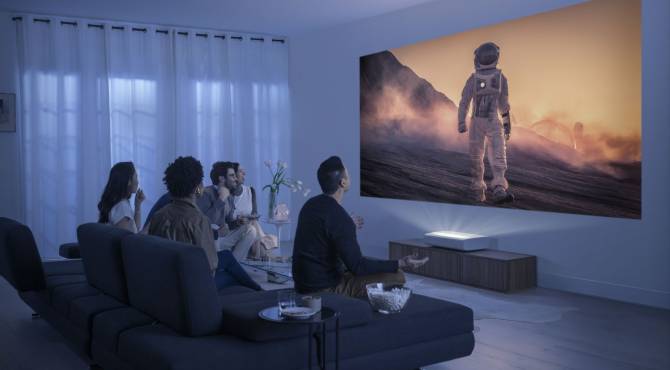 CineMax - Proiettore Full HD | Film, programmi TV e giochi su uno schermo gigante